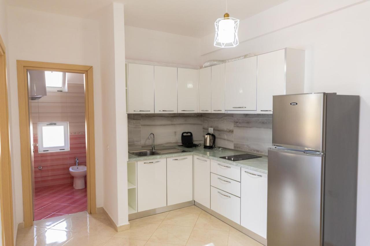 Seaview Apartments Vlorë Buitenkant foto