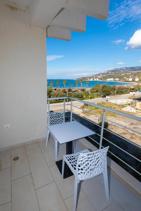 Seaview Apartments Vlorë Buitenkant foto