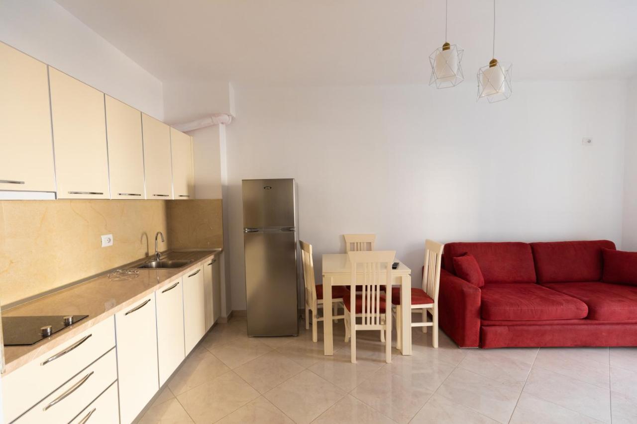 Seaview Apartments Vlorë Buitenkant foto